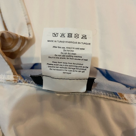 Moeva Size M swimsuit - Picture 12 of 12